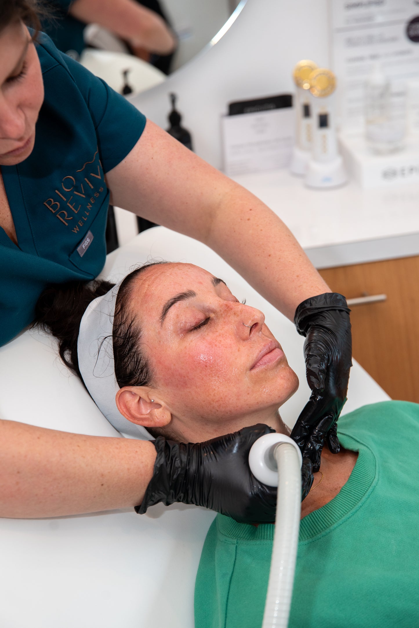 CryoSkin™ Facial